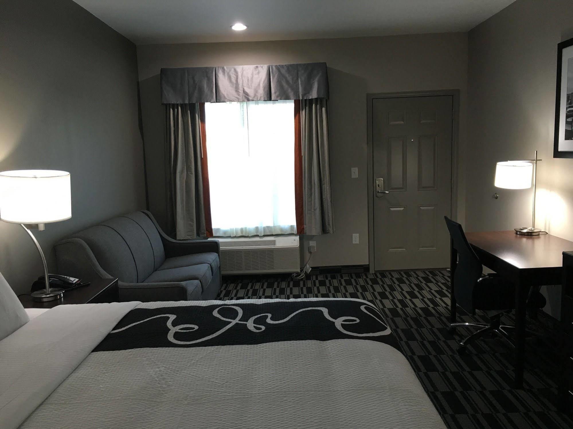 Catoosa Inn & Suites Dış mekan fotoğraf