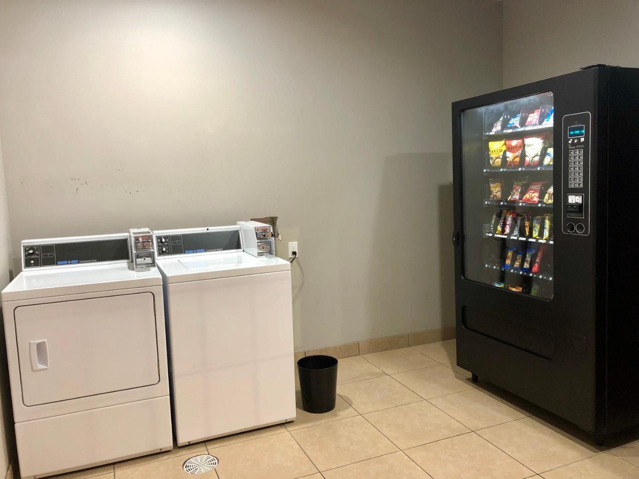 Catoosa Inn & Suites Dış mekan fotoğraf